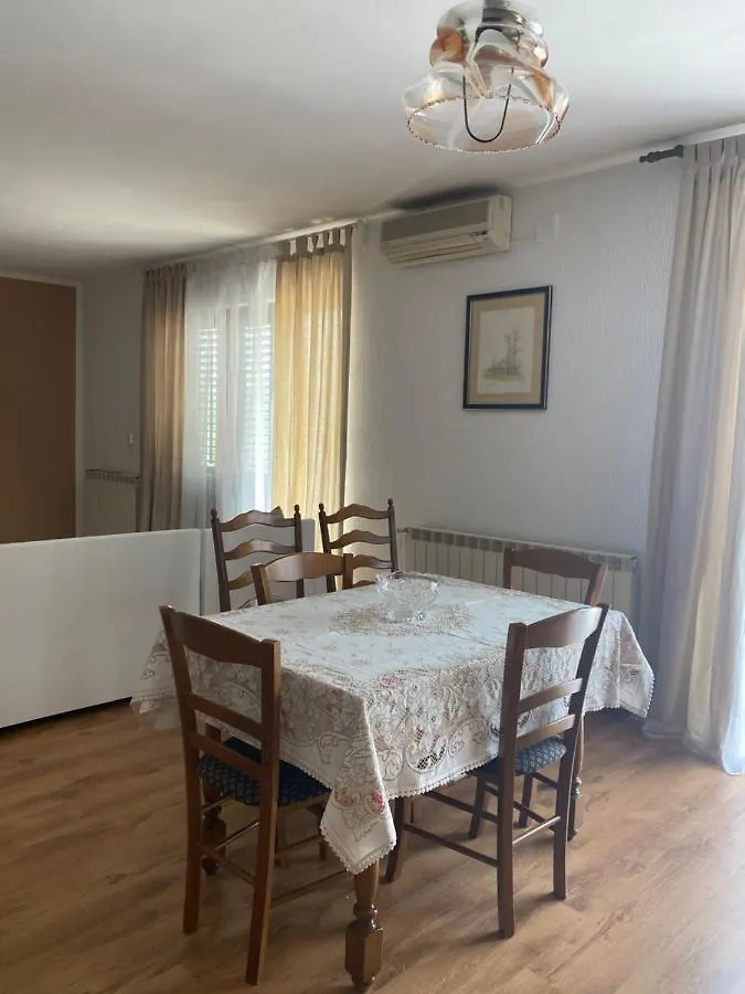 Apartman Mira Οπατία 0*,  Κροατία