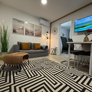https://mobile-home-mare-blu.hotelinzadar.com